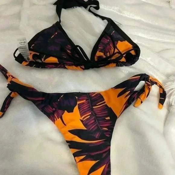 Junior‎ size small bikini. New - Picture 3 of 10